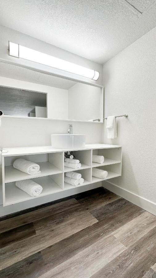 Golden Isles Inn & Suites Brunswick Εξωτερικό φωτογραφία