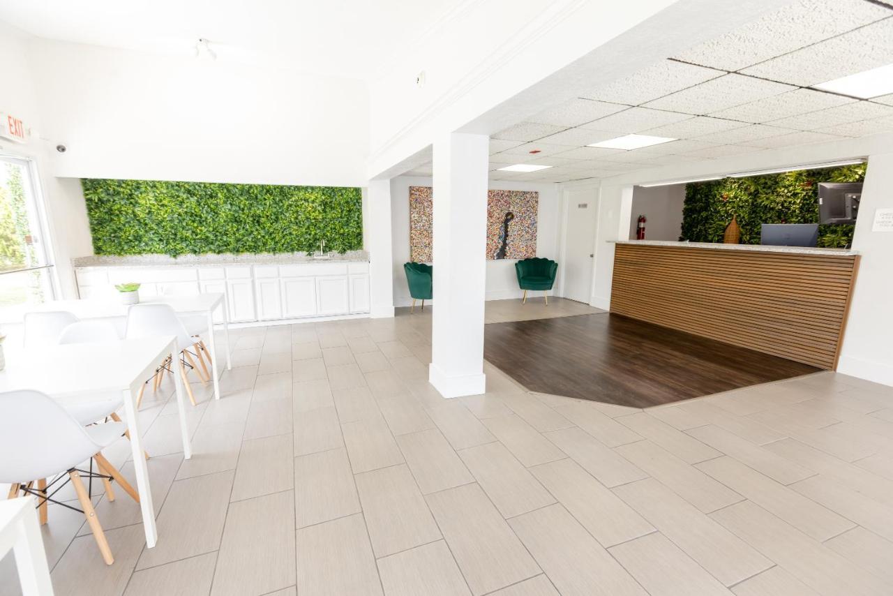 Golden Isles Inn & Suites Brunswick Εξωτερικό φωτογραφία