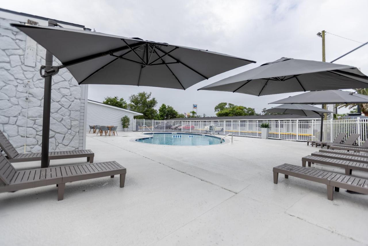 Golden Isles Inn & Suites Brunswick Εξωτερικό φωτογραφία