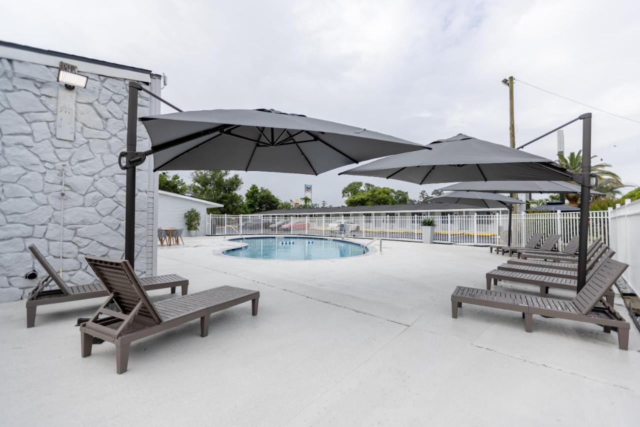 Golden Isles Inn & Suites Brunswick Εξωτερικό φωτογραφία