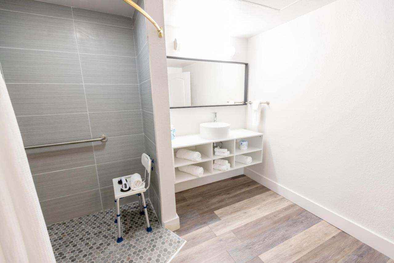 Golden Isles Inn & Suites Brunswick Εξωτερικό φωτογραφία