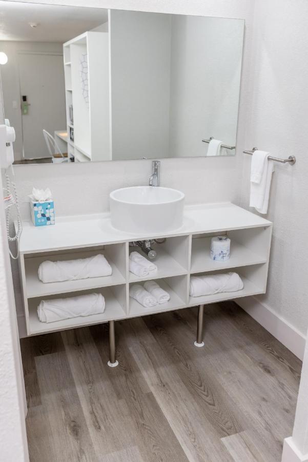 Golden Isles Inn & Suites Brunswick Εξωτερικό φωτογραφία