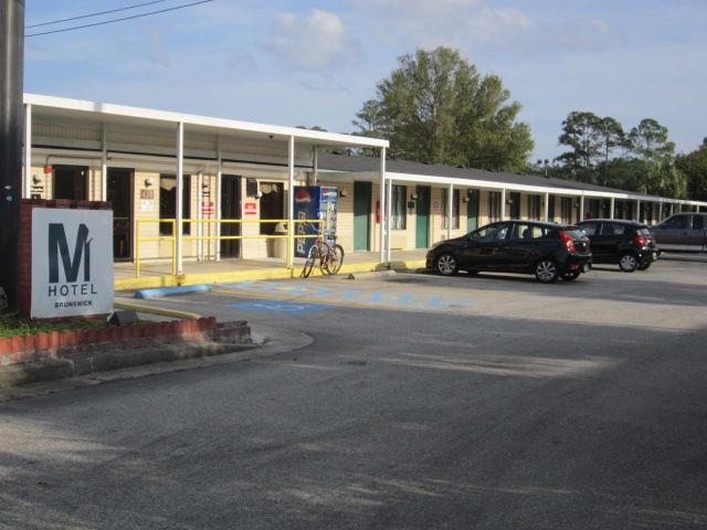 Golden Isles Inn & Suites Brunswick Εξωτερικό φωτογραφία