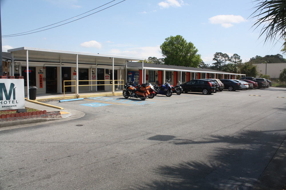 Golden Isles Inn & Suites Brunswick Εξωτερικό φωτογραφία