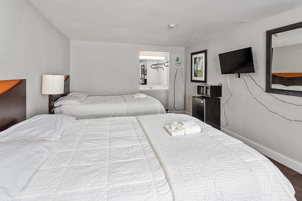 Golden Isles Inn & Suites Brunswick Εξωτερικό φωτογραφία