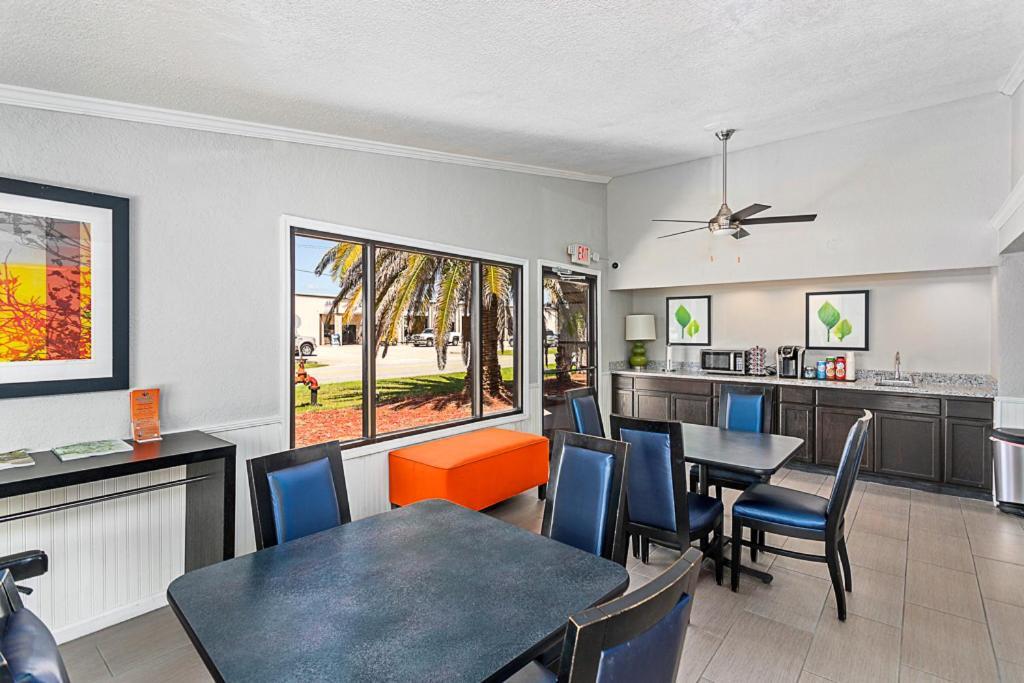 Golden Isles Inn & Suites Brunswick Εξωτερικό φωτογραφία